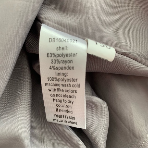 EUC De Collection Gray Cutout Scallop Hem Skirt Size S - Picture 11 of 11